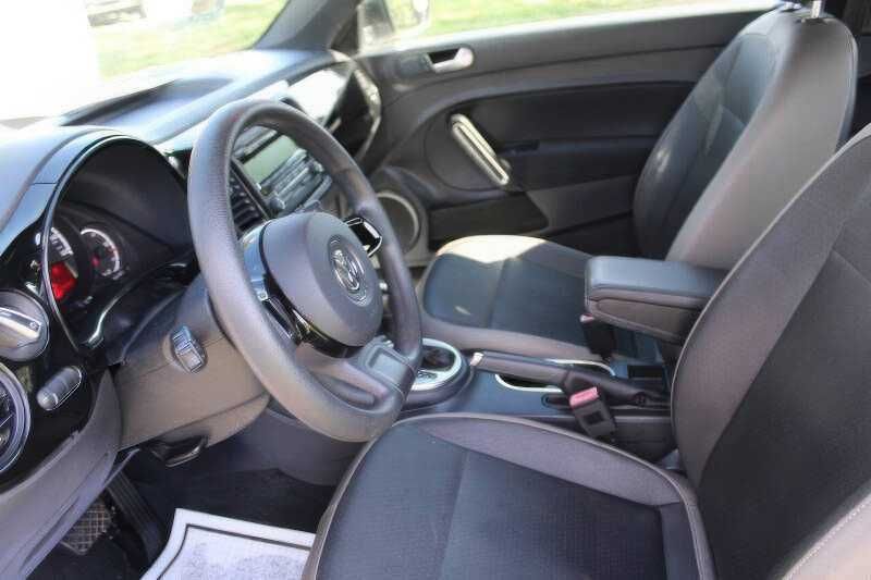 2015 Volkswagen Beetle 1.8T Classic PZEV