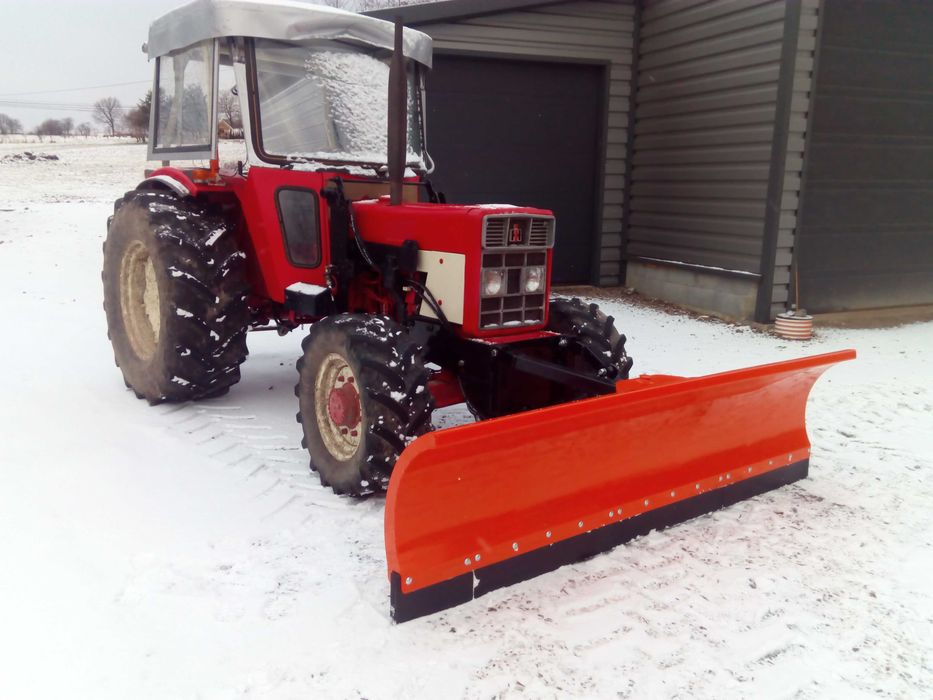 Pług od-śnieżny do śniegu Ursus C-330 C-360 MF-235 Zetor inne Dostawa