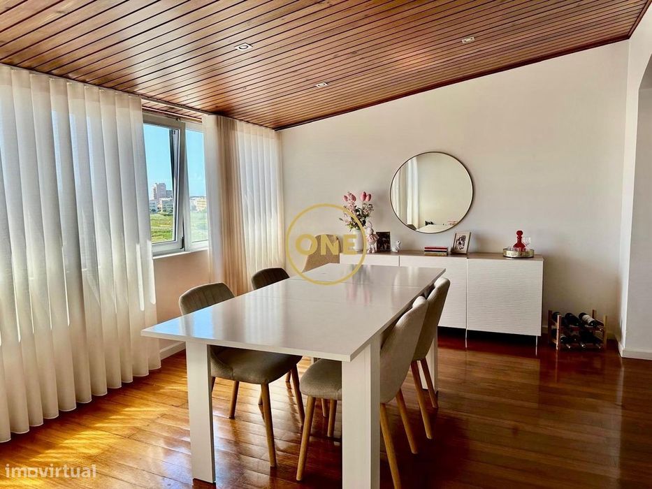 Apartamento T3 Remodelado No Centro da Póvoa de Varzim