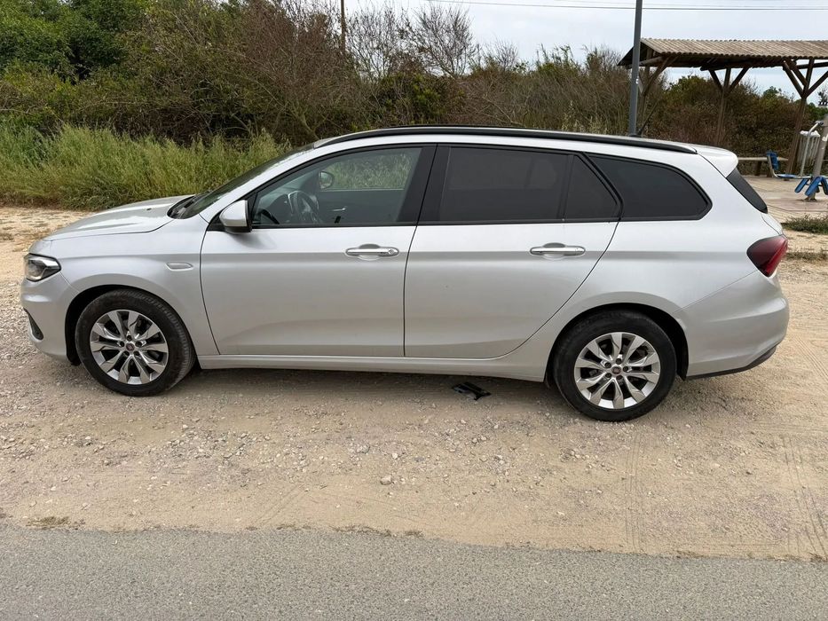 Fiat Tipo Station Wagon 1.3 M-Jet Lounge Tech J17