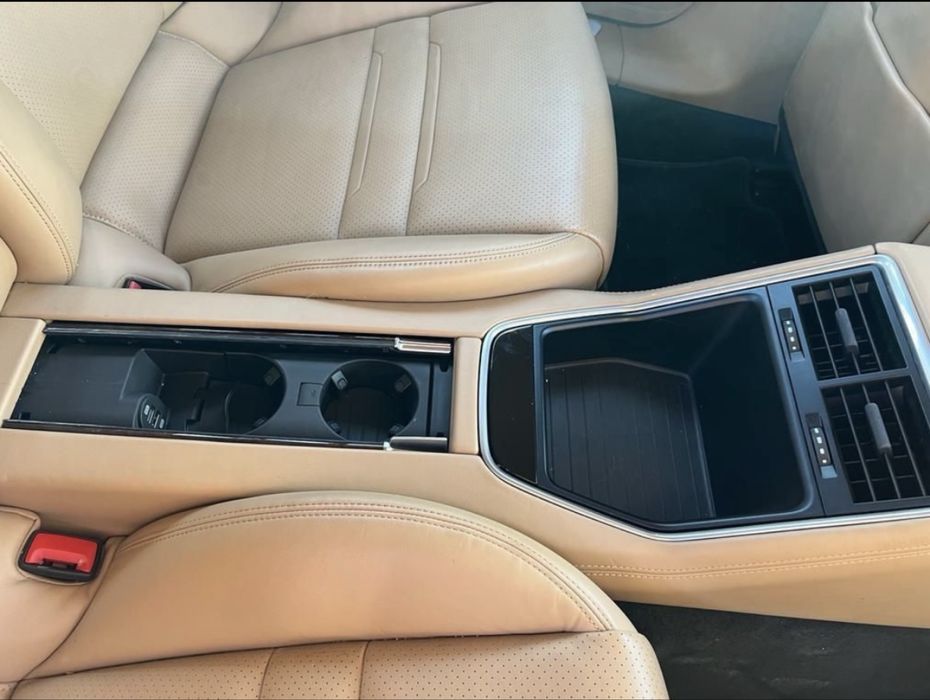 Porsche Panamera 4 e-hybrid 69000 km