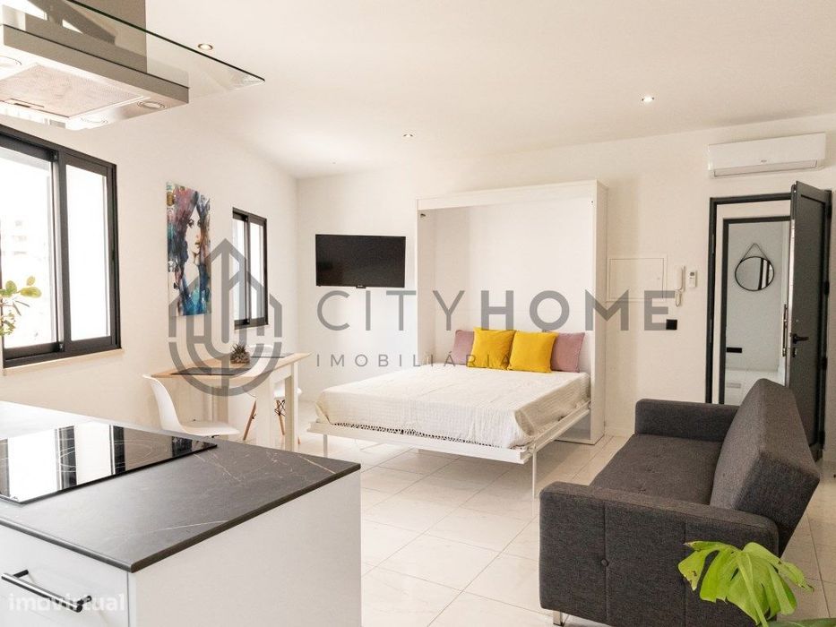 Building with 5 Apartments - Fully Renovated - Baixa de Albufeira