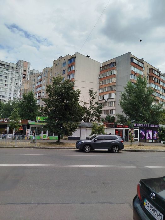 Оренда комерційного приміщення мафу вул. Декабристів  5 20м²