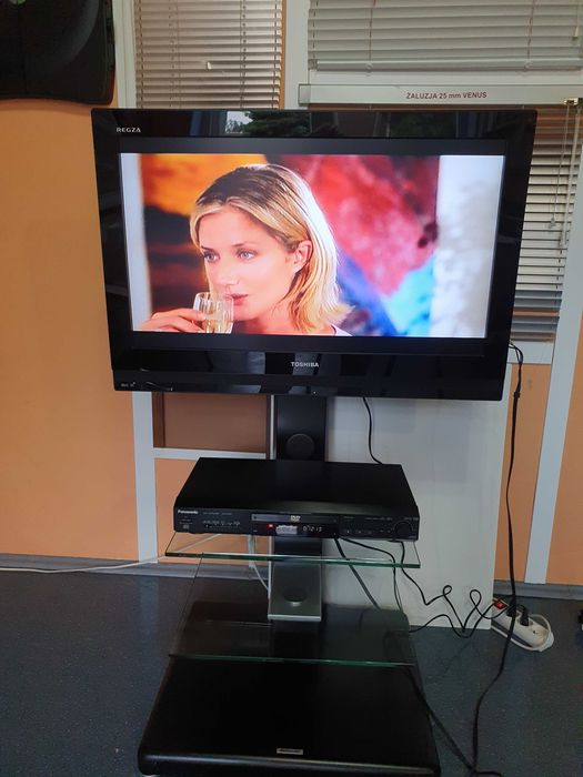 telewizor idealny dla starszej osoby - prosta obsługa