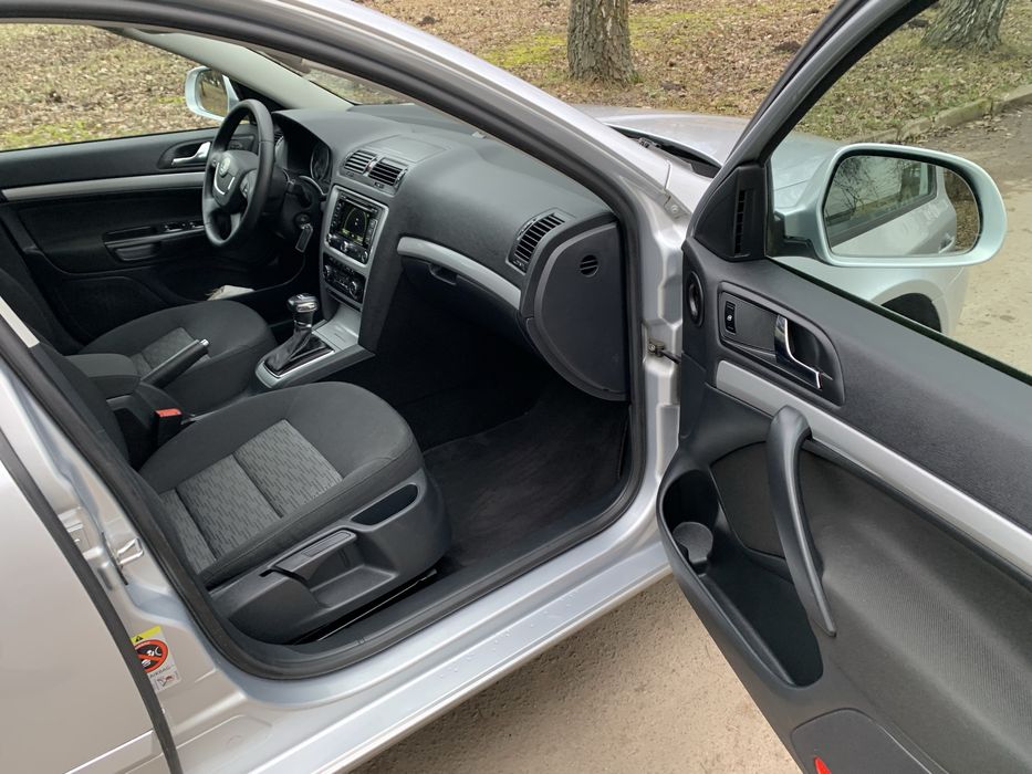 Шкода А 5 2.0 Дизель ,Автомат