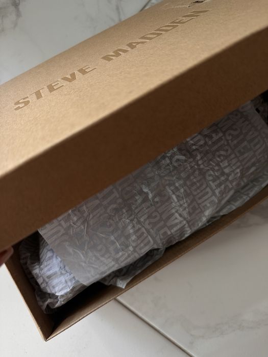 Сандалі steve madden