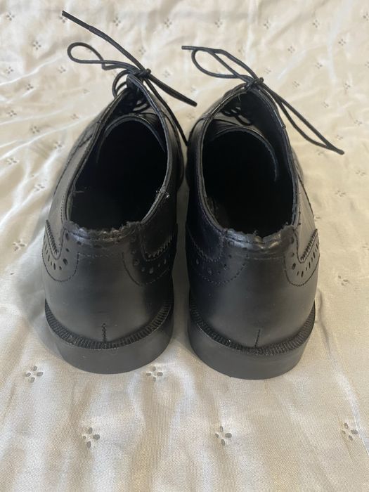 Чорні туфлі Jones bootmaker