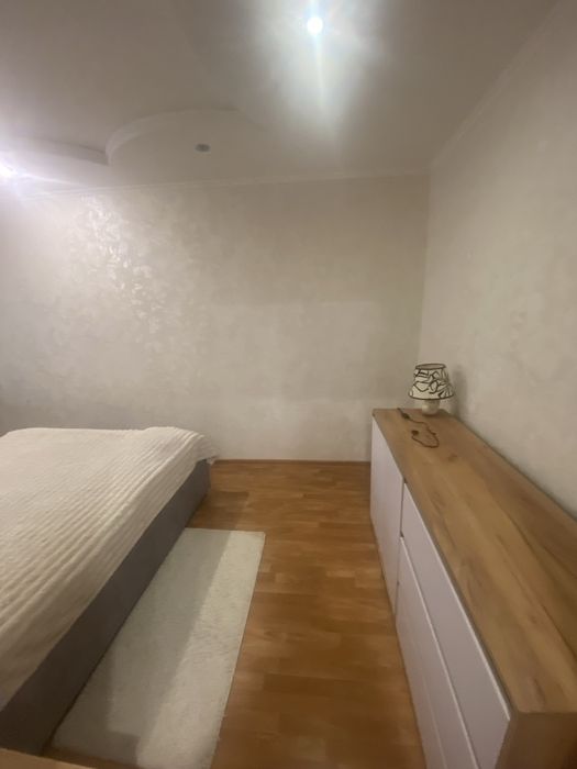 Подобово квартира двокімнатна 800грн.