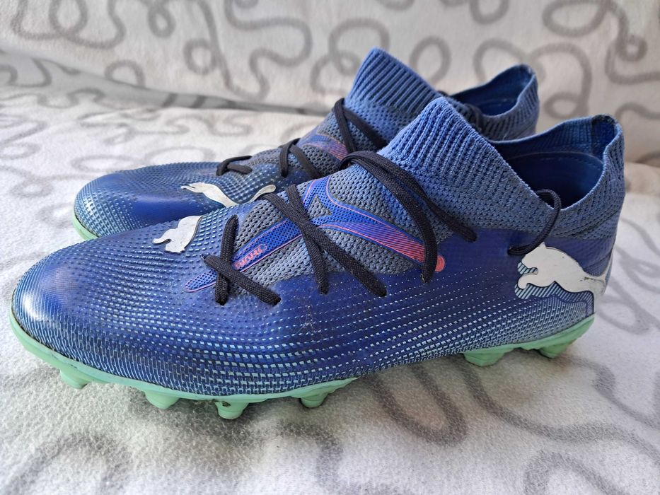 ***lanki*korki***buty piłkarskie Puma Future 7 Match***rozm.38***
