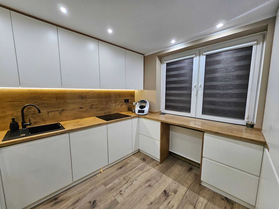 Sprzedam dom w zabudowie bliźniaczej w Złotowie.