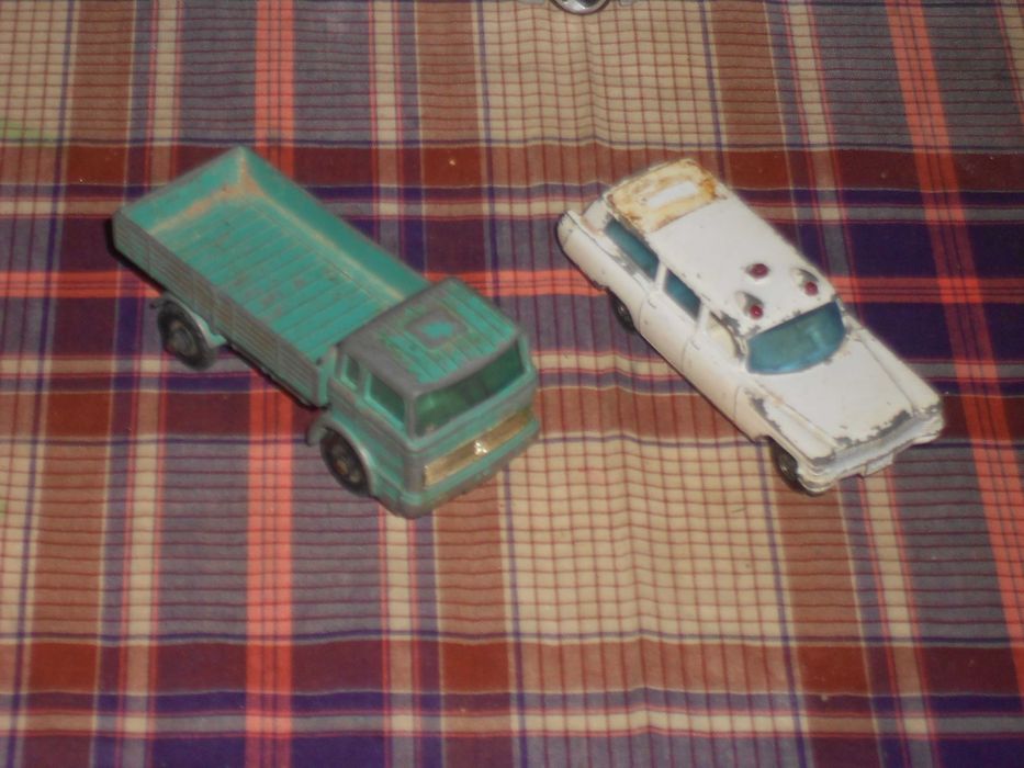 Miniaturas colecção antigas Corgi Matchbox Burago Hot wheels