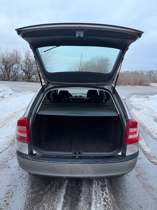 Продам Skoda Octavia  A5, 1,6 МРІ/газ