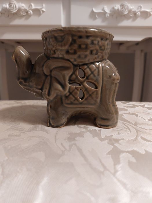 Kominek ceramiczny do olejków eterycznych