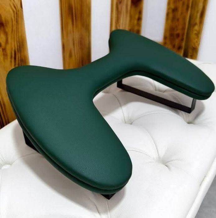 Підставка для манікюра loft з тримачем до телефону