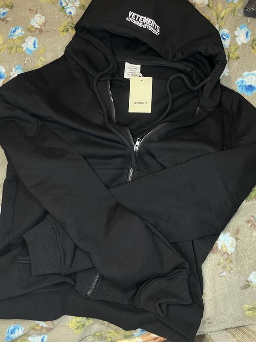 Vetements hoodie gun club