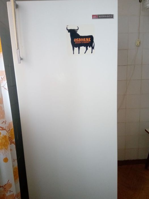 Холодильник Донбас у робочому стані