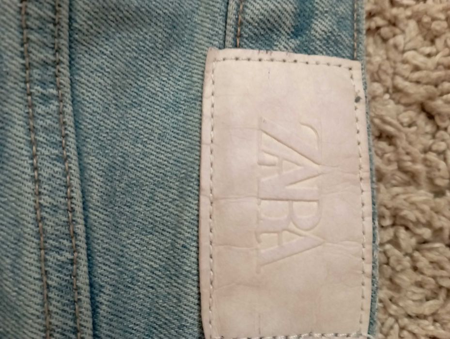 Джинси і топ від Zara