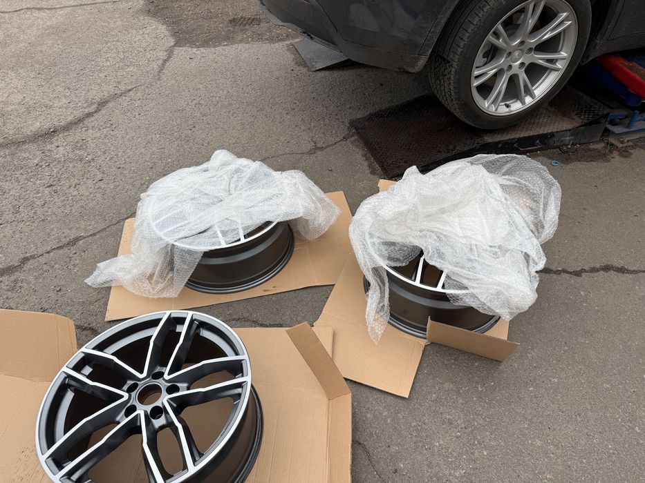 диски Tesla R19 виробник ITALY Diewe Wheels Alito