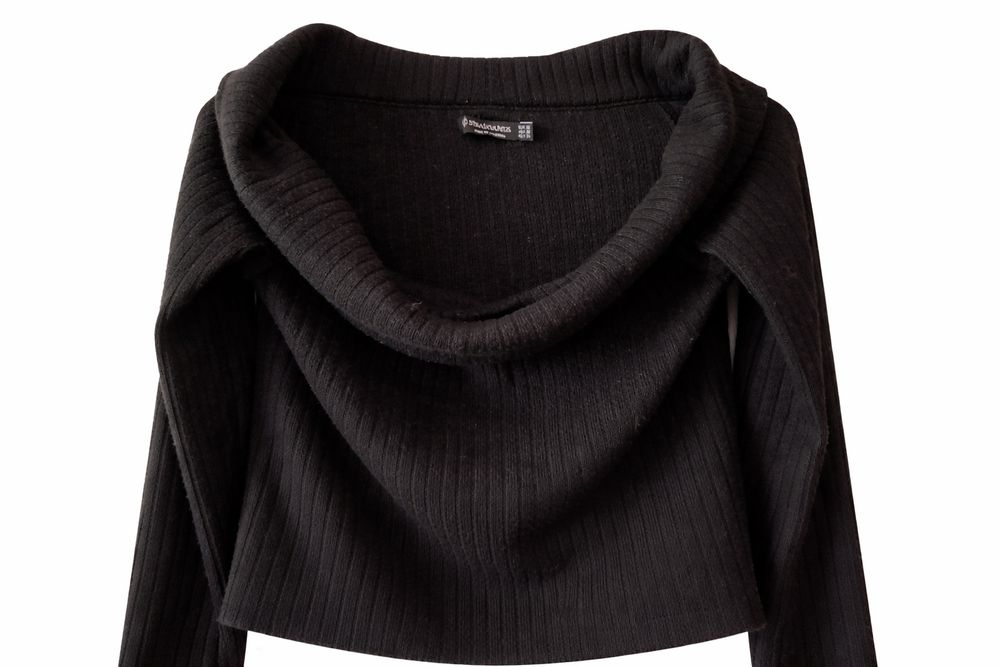 Sprzedam Sweter Damski, Rozciągliwy, rozmiar XS, marki Stradivarius