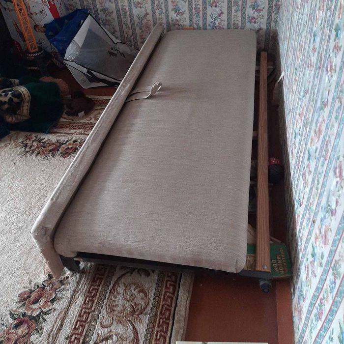 Диван раскладной б.у.