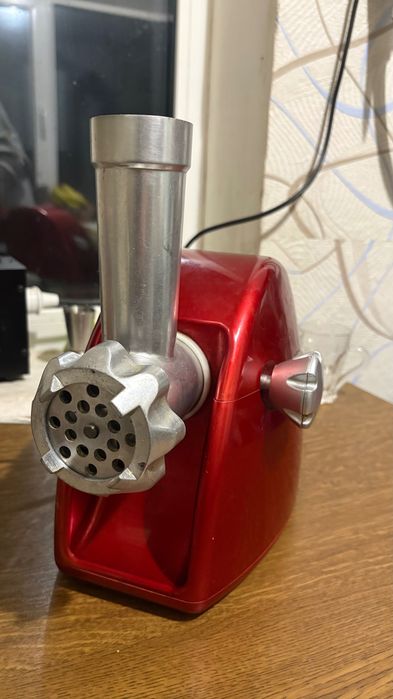 М'ясорубка електрична MAGIO MG-260