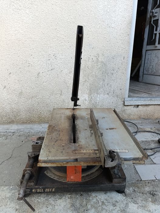 Máquina corte ferro esquadria