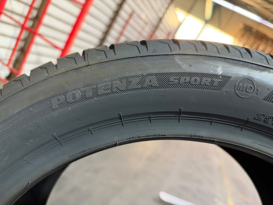 Bridgestone 295/40/R20 нові