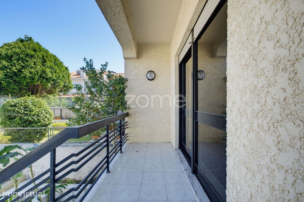Moradia T4 / T5 com Garagem | Quinta das Rosas, Vilar do Paraíso