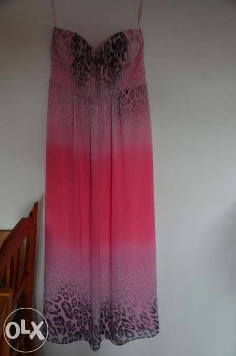 modnma sukienka do ziemi rozmiar L firmy Jane Norman