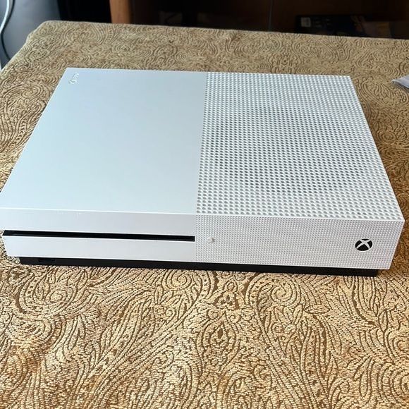 Consola xbox one s 1tb