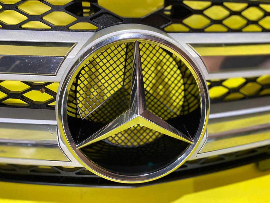 Решетка радиатора Mercedes GL X164 передняя решотка ML W164 Гриль W166
