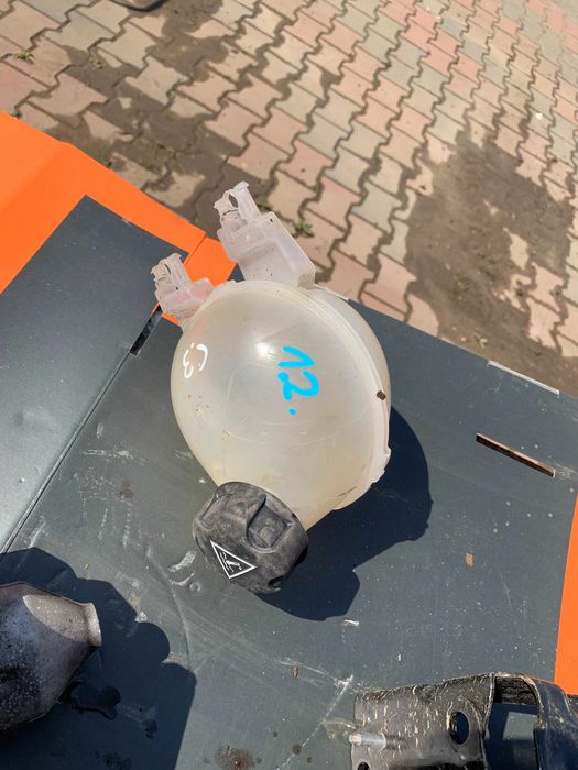 Zbiornik wyrównawczy Citroen C3 III 2020 1.2