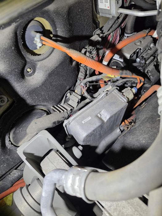 Заміна запобіжник хітер Tesla Model S X Heater предохранитель Fuse