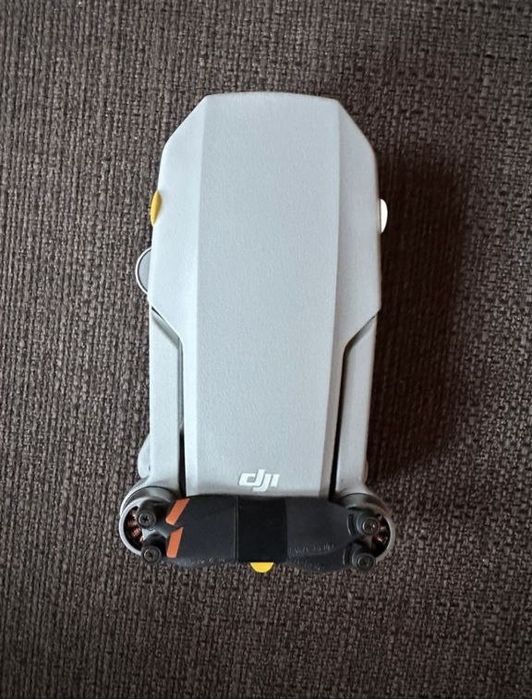 Дрон DJI Mini 2 SE