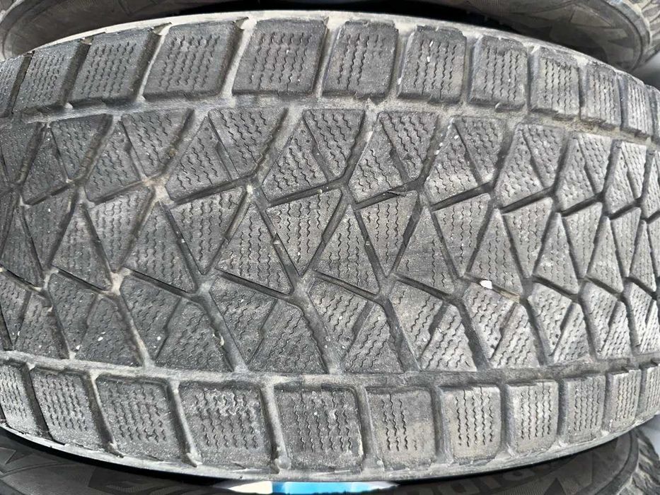 265/60 R18 Bridgestone Blizak DM-V2