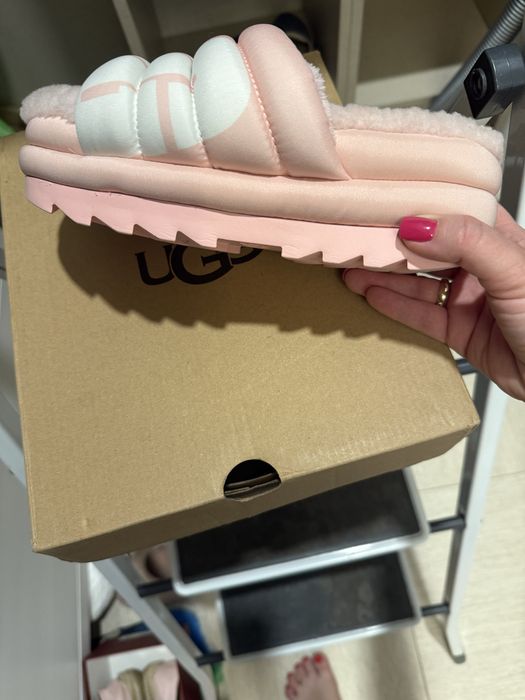 Тапочки UGG размер 35!
