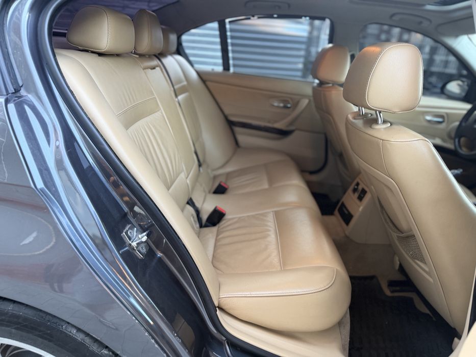 Продам BMW 320  E90 дизель