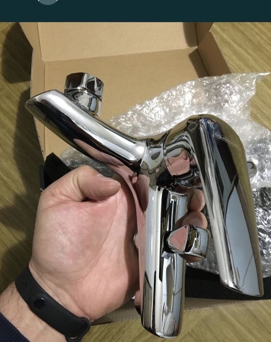 Смеситель для ванны