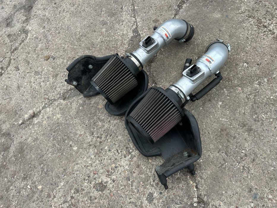 Doloty powietrza K&N Typhoon Nissan 370z