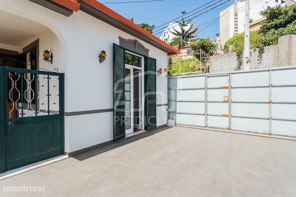 Moradia T3 - Câmara de Lobos | Ribeiro Real