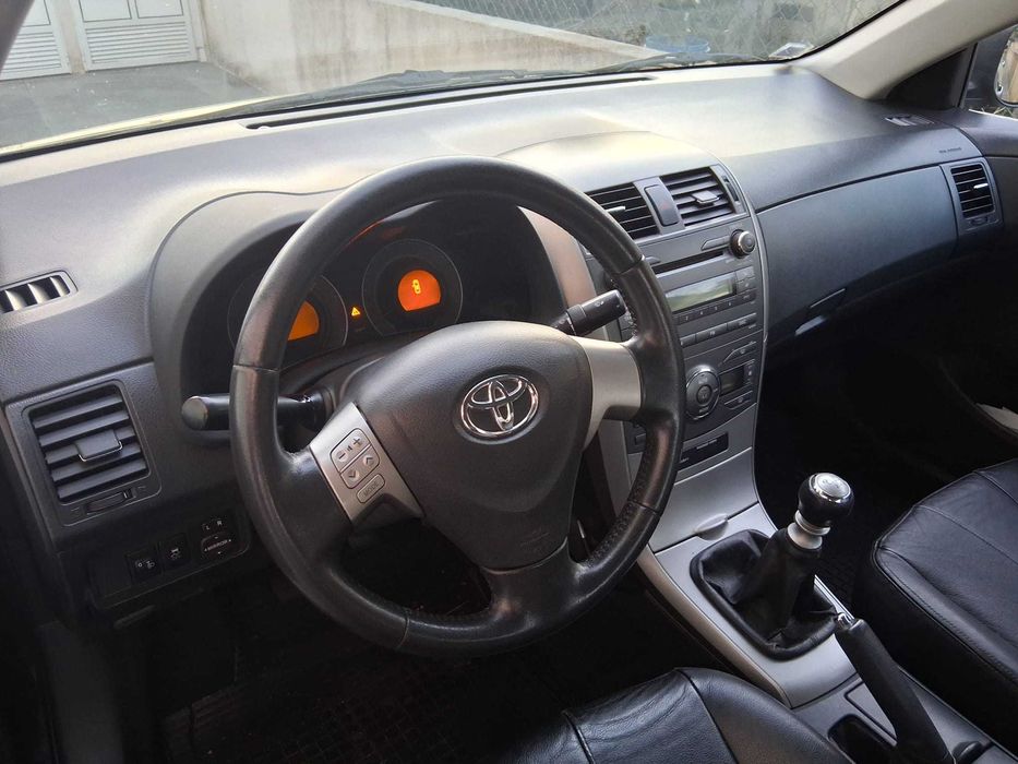 Toyota Corolla 1.4 Diesel  – 2010 – Nacional – 1 Dono – Excelente Estado - estofos pele