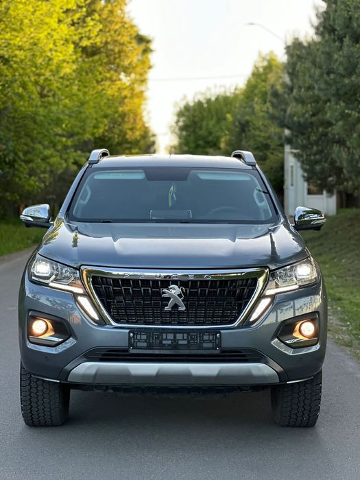 Пікап Peugeot LANDTREK 2023 рік.