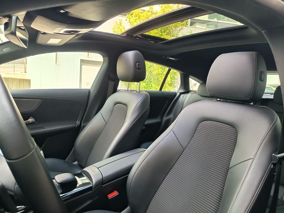 Mercedes CLA250e SB - Teto Panorâmico