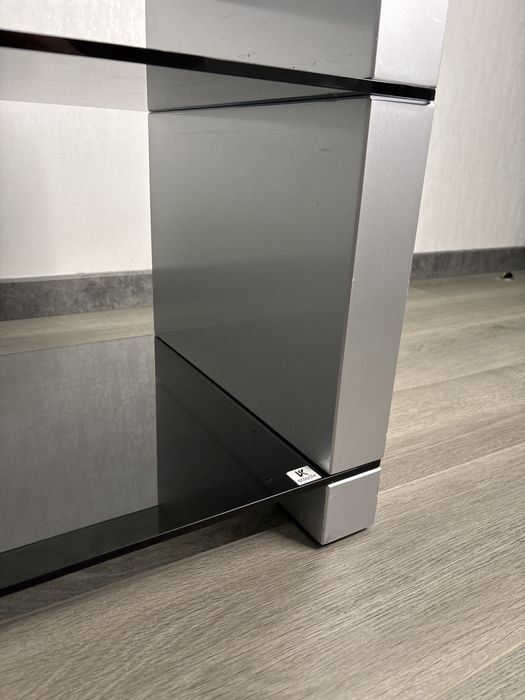 Стильний журнальний столик / ТВ-тумба (скло та метал) у хорошому стані