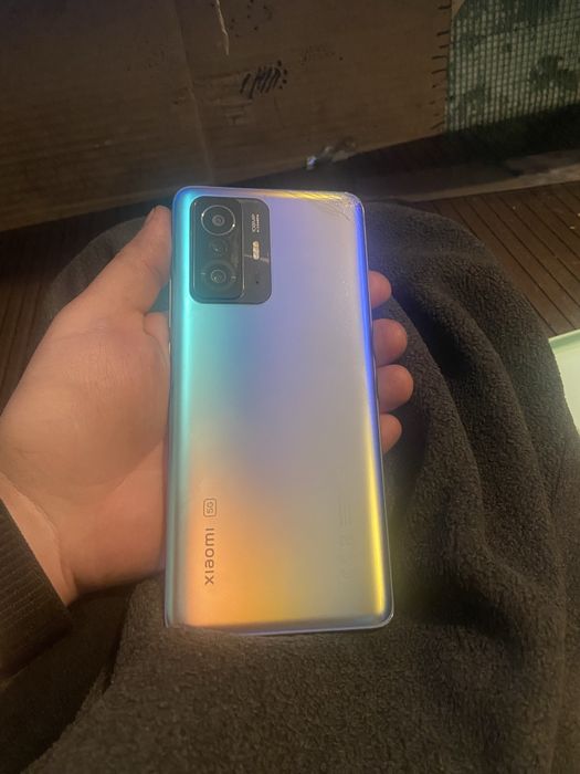Продам отличный Xiaomi 11 T