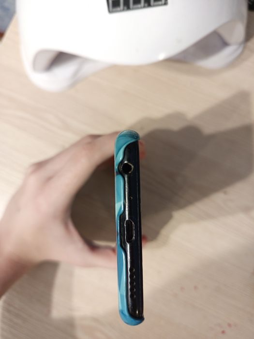 Телефон Huawei б/у