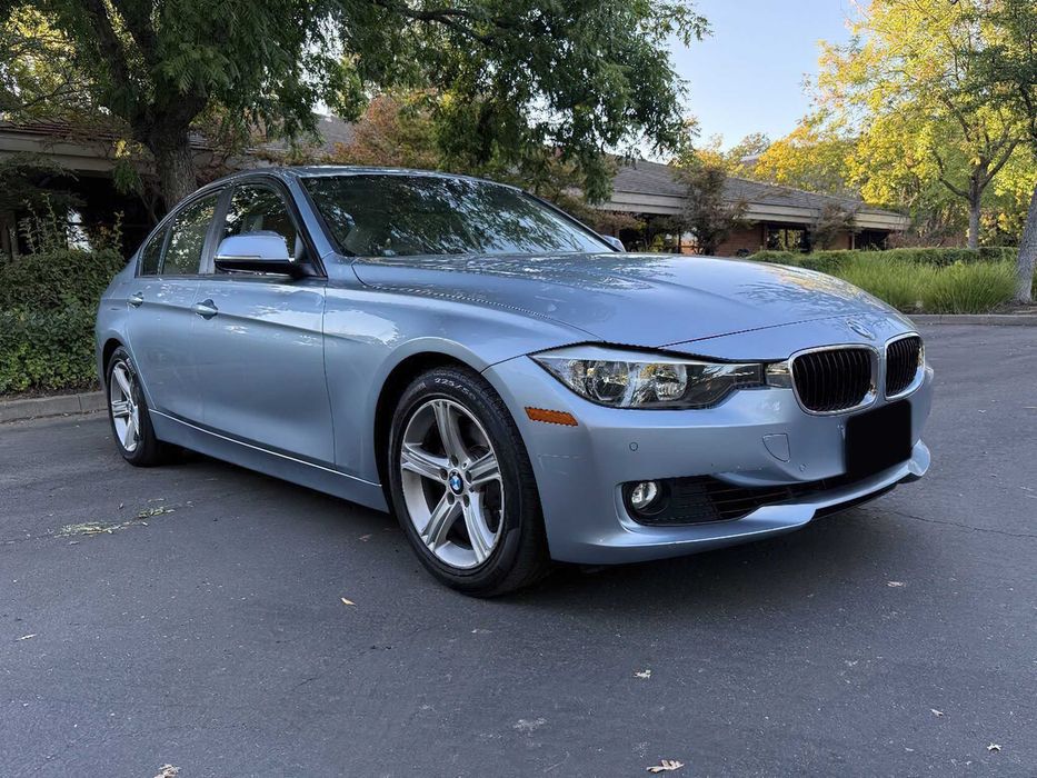 BMW 3 Series 328i      2015