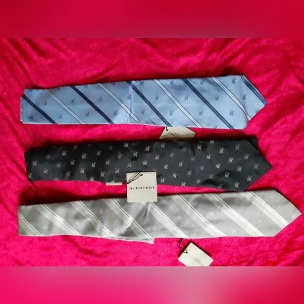 Krawat BURBERRY jedwab 100%silk piękny klasa elegancja
