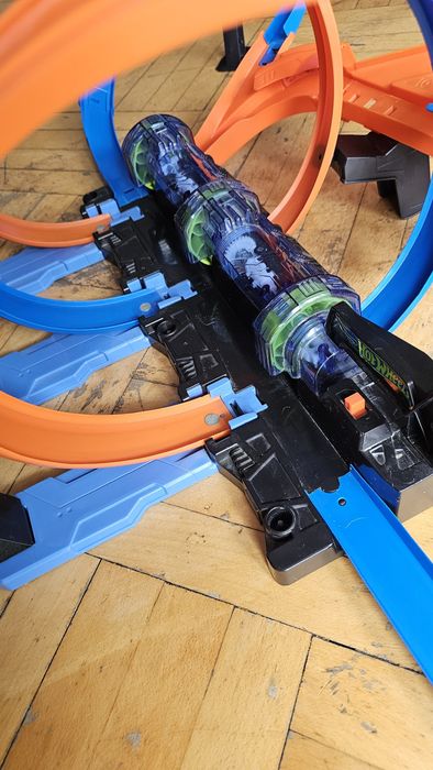 Tor hot wheels! Pętla grozy