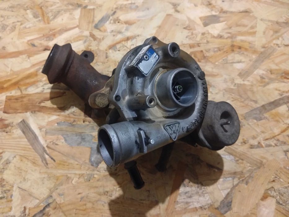 Турбіна Turbina Citroen C5 Peugeot 206 406 307 2.0 HDI K03321246